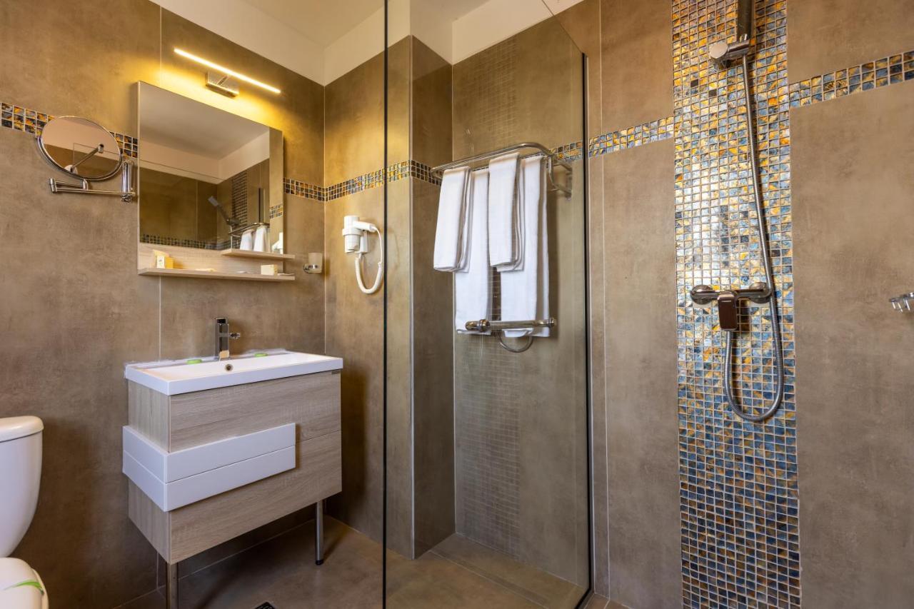 Aparthotel Sir Fundeni Tower Bucarest Esterno foto