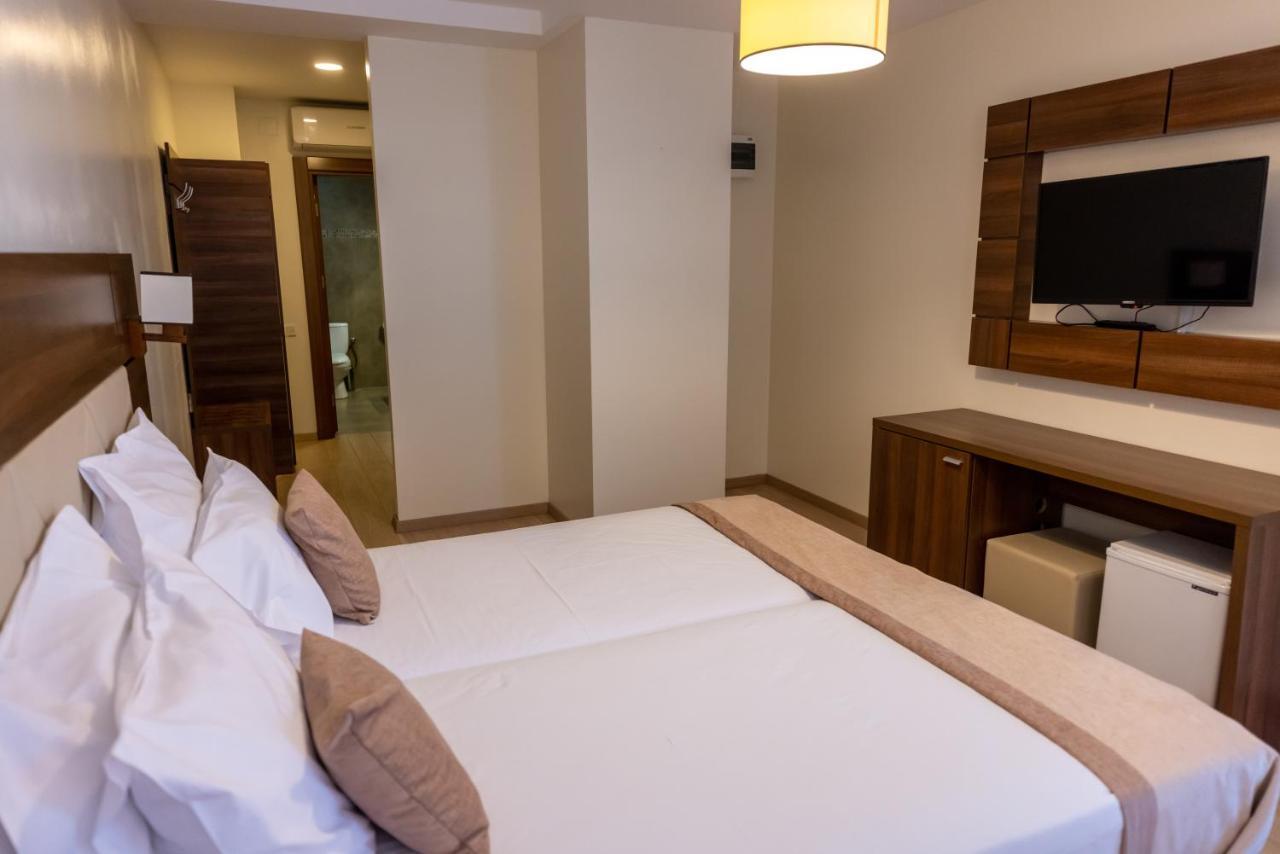 Aparthotel Sir Fundeni Tower Bucarest Esterno foto
