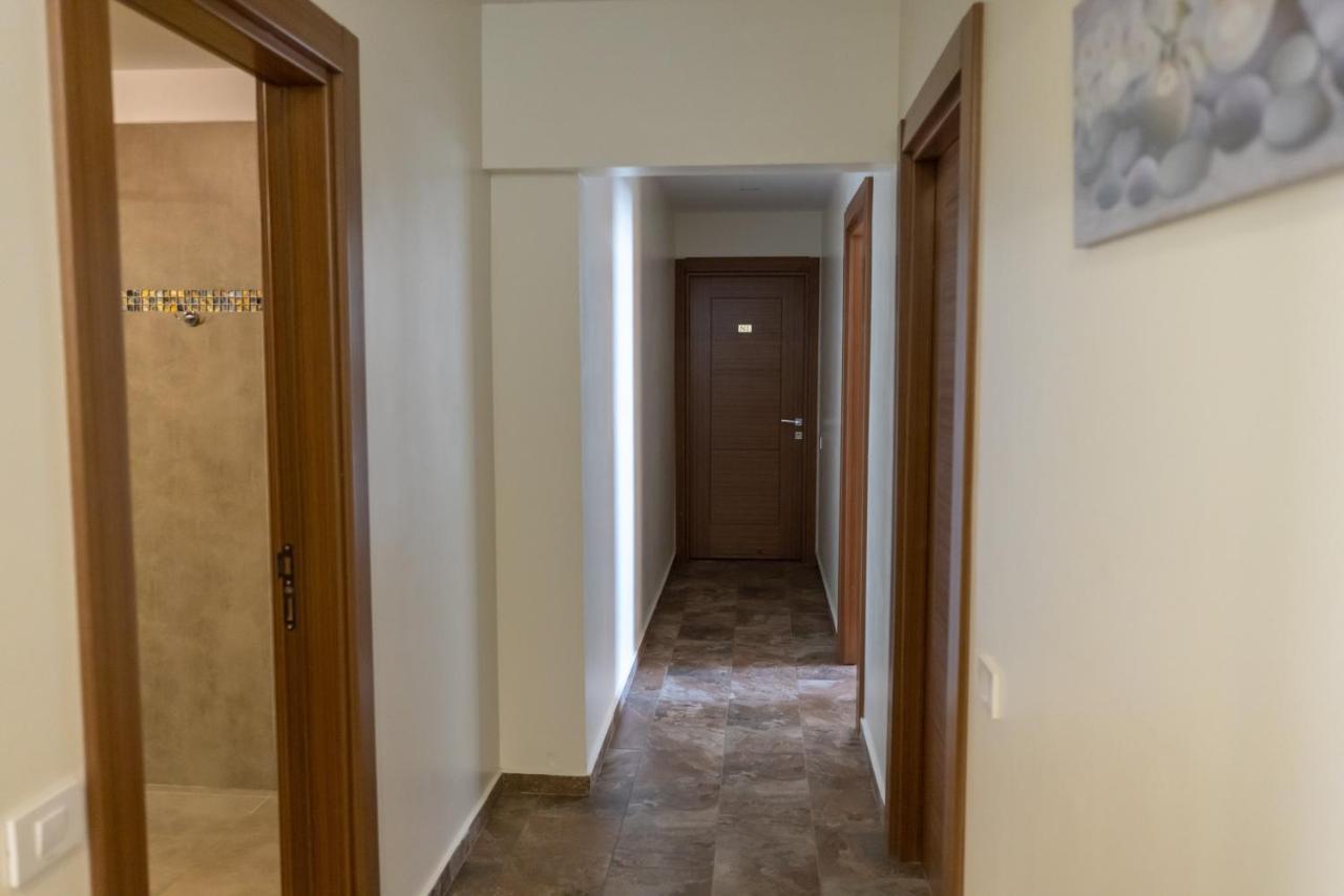 Aparthotel Sir Fundeni Tower Bucarest Esterno foto