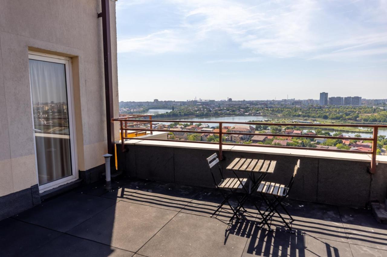 Aparthotel Sir Fundeni Tower Bucarest Esterno foto